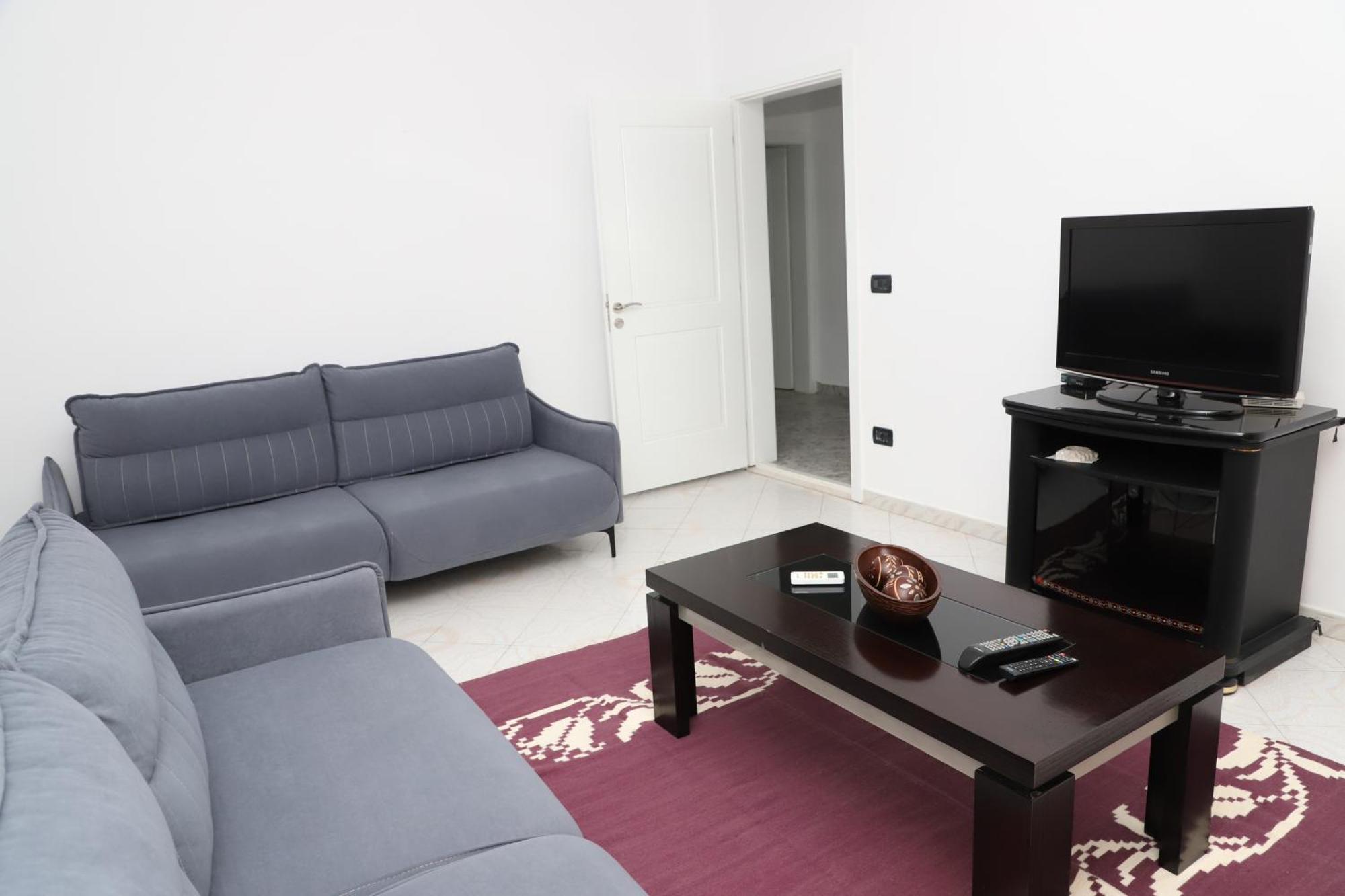 Apartment Eda City Center Berati Exterior foto